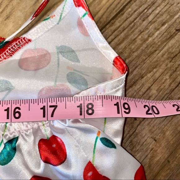 SOLD 💕NEW Boohoo Satin Cherry Sleep Set - Picture 14 of 16